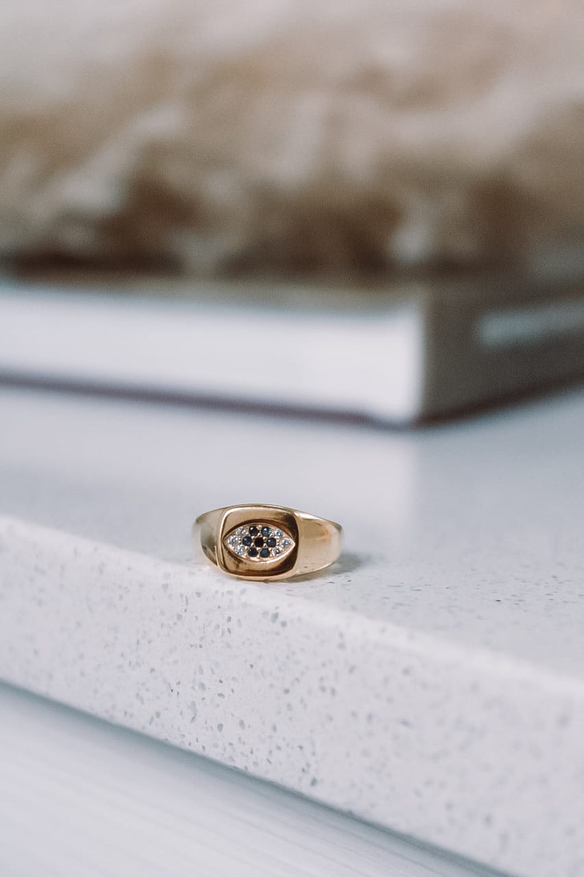 Protection Chevalier Ring