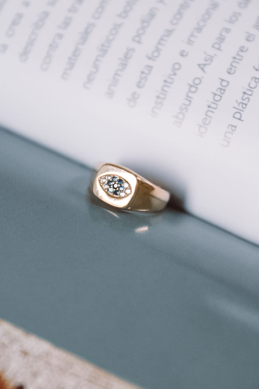 Protection Chevalier Ring