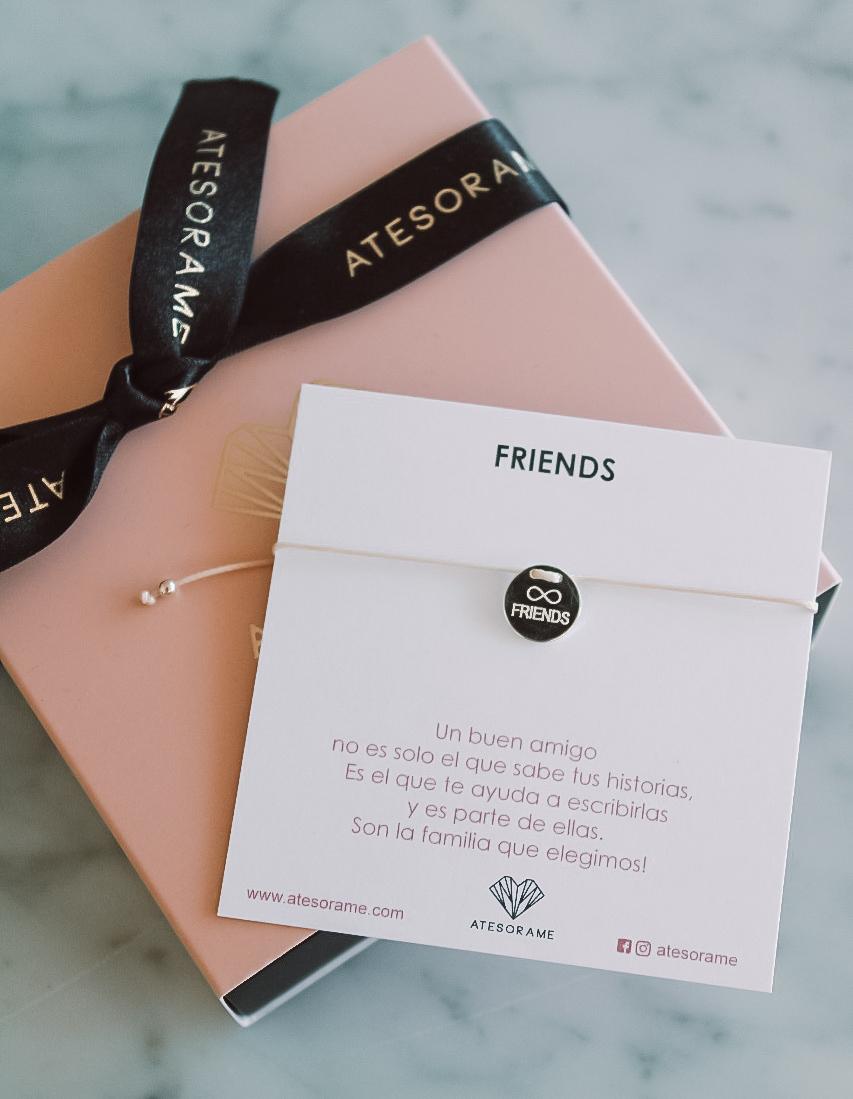 Mini FRIENDS String Bracelet