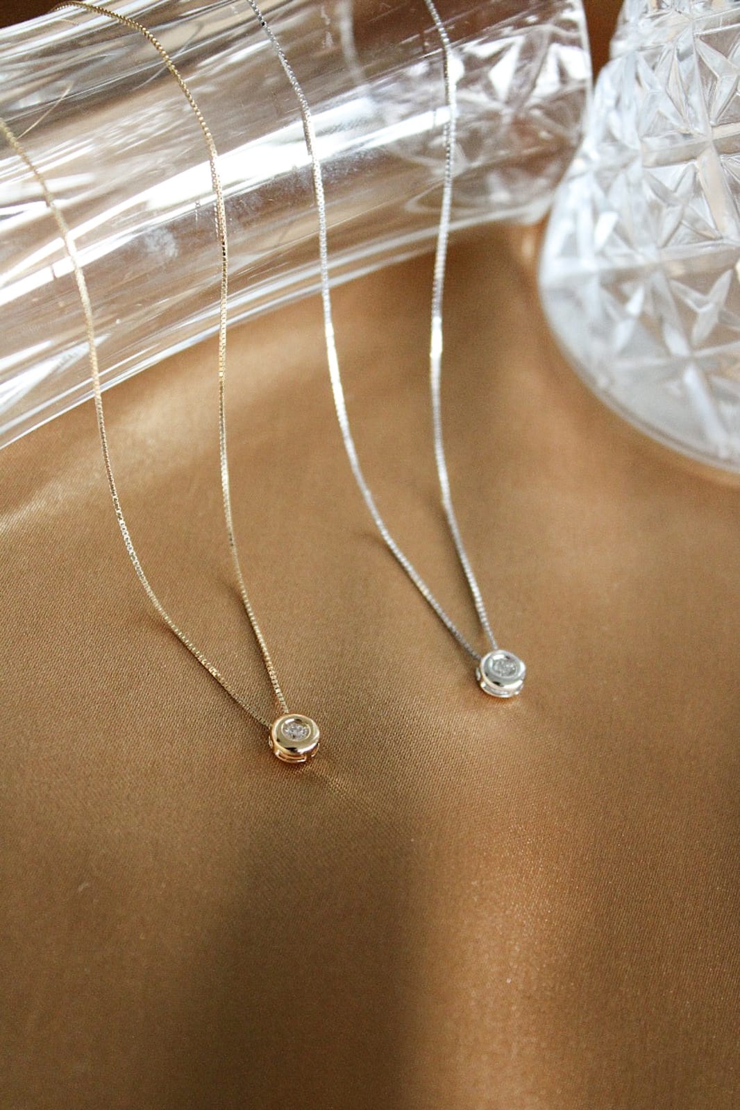 Light point necklace 18K yellow gold