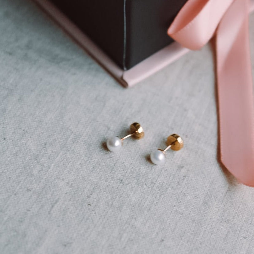 Cultured Pearl Openers 4mm 18K Gold