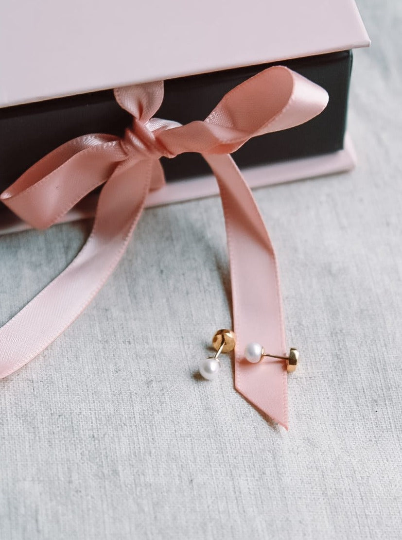 Cultured Pearl Openers 4mm 18K Gold
