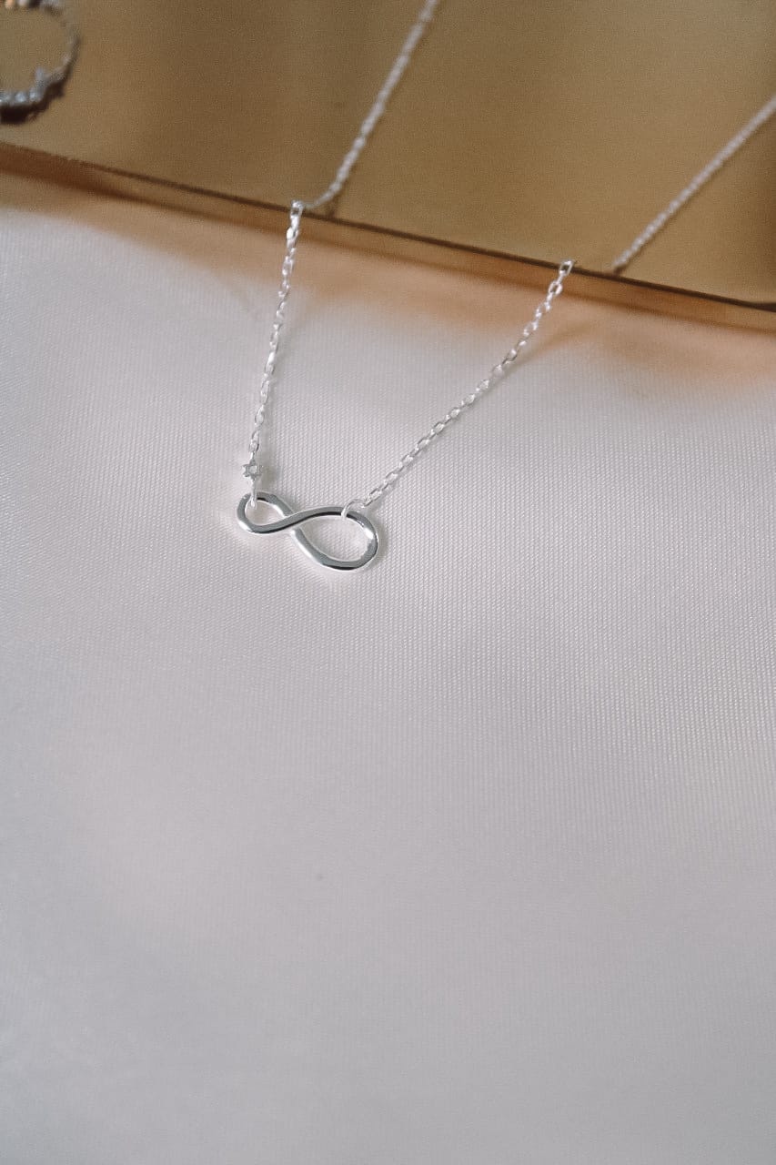 Collar Infinito Shine Plata