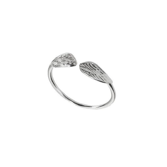 Twin wings ring 